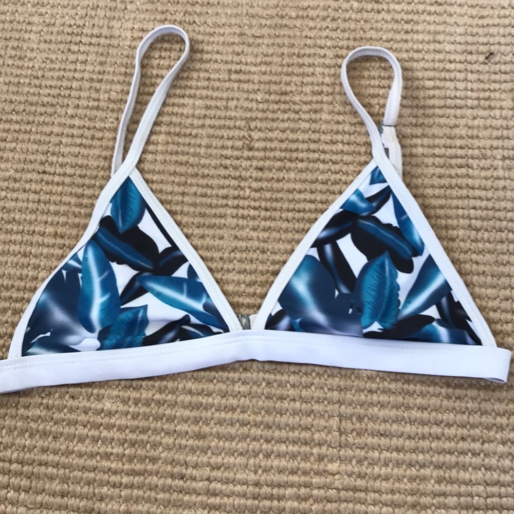 Bikini top